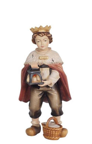 Heimatland Carol singer with lantern