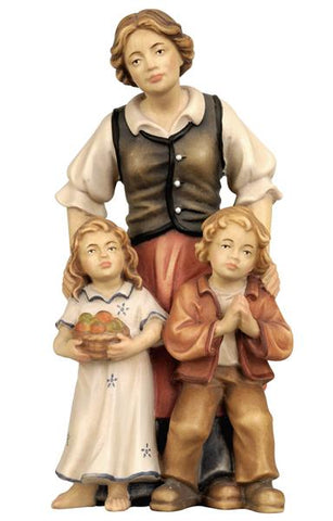 Rainell Shepherdess with two children