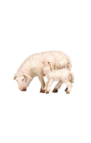 Heimatland Sheep grazing with lamb